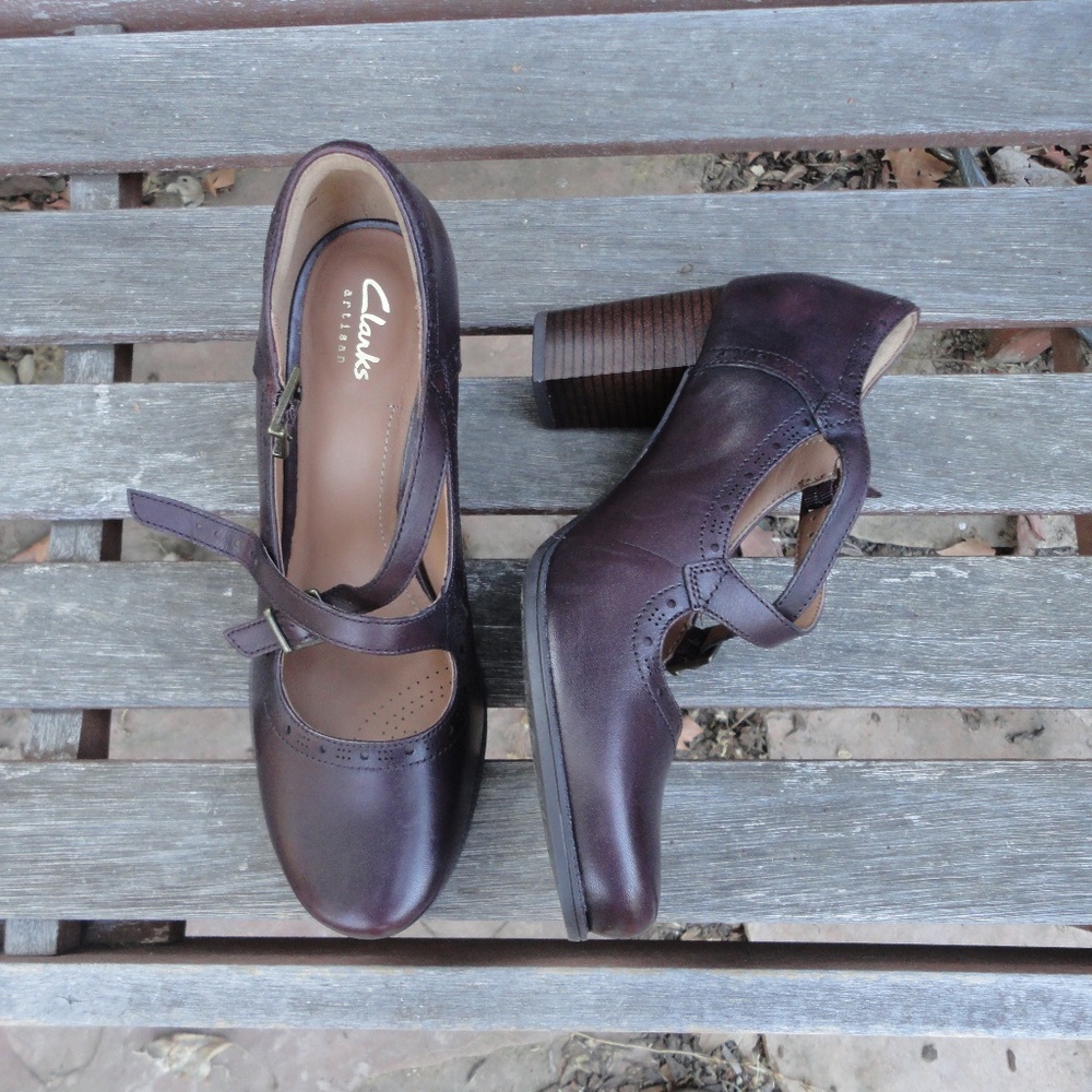 Clarks Women's Ciera Dusk Shoe (burgundy)